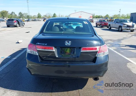2011 Honda Accord 2.4 Ex-L from USA, damaged, VIN 1HGCP2F83BA014846
